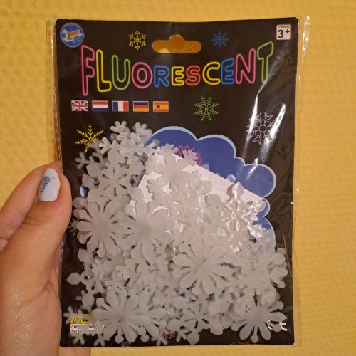 Fluoreszkáló öntapadó hópihék