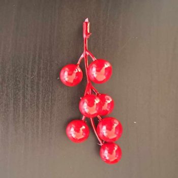 Piros bogyós kiegészítő